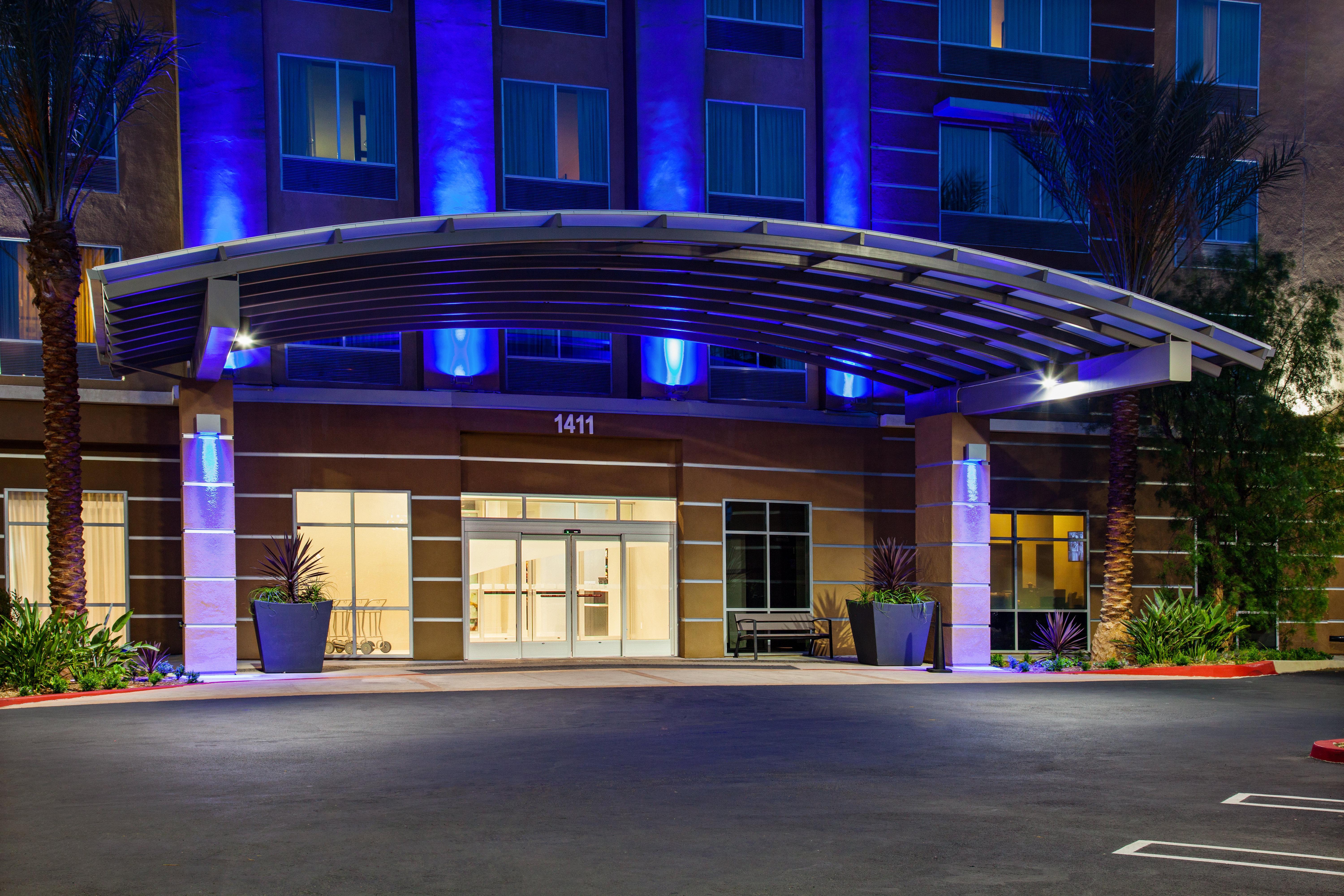 Holiday Inn Express & Suites Anaheim Resort Area By Ihg Exteriér fotografie